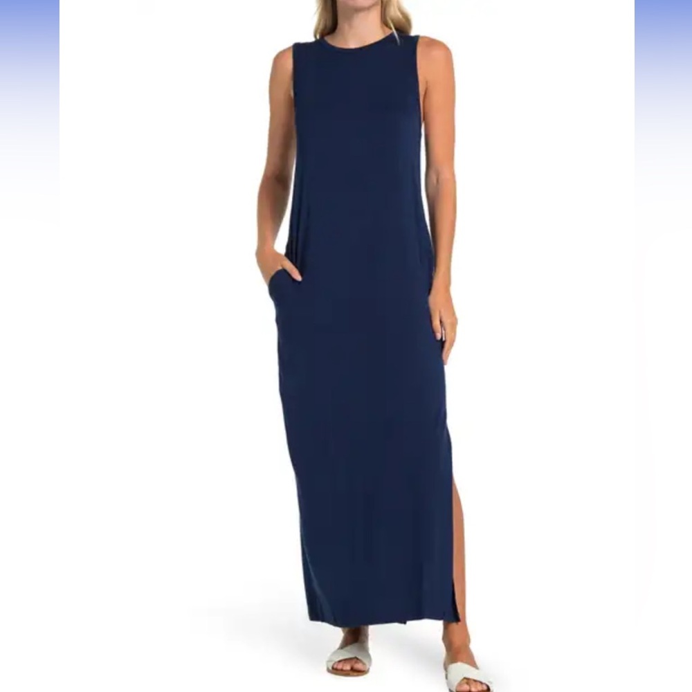 Maxi dark navy blue dress with pockets